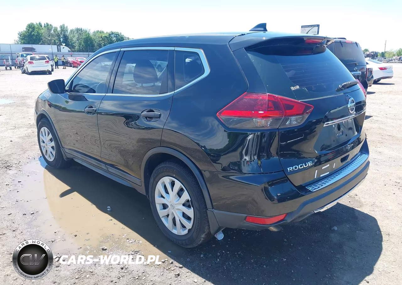 2018 Nissan Rogue S VIN:5N1AT2MT7JC723853 - 3