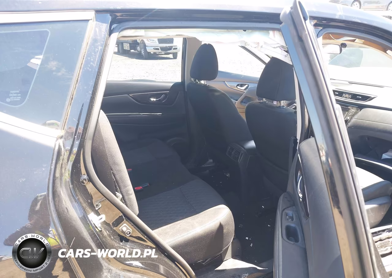 2018 Nissan Rogue S VIN:5N1AT2MT7JC723853 - 8