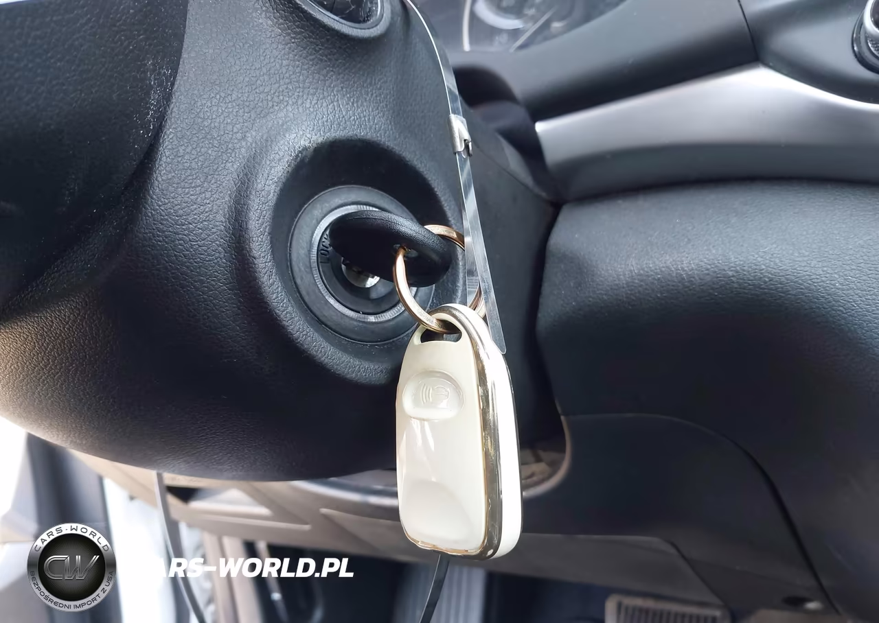 2020 Hyundai Elantra Sel VIN:5NPD84LF0LH549089 - 11