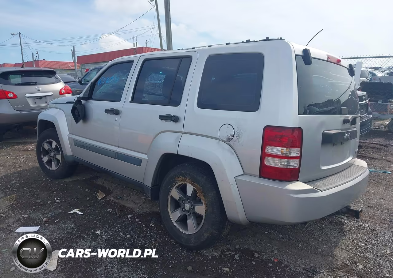 2008 Jeep Liberty Sport VIN:1J8GP28K18W134531 - 3