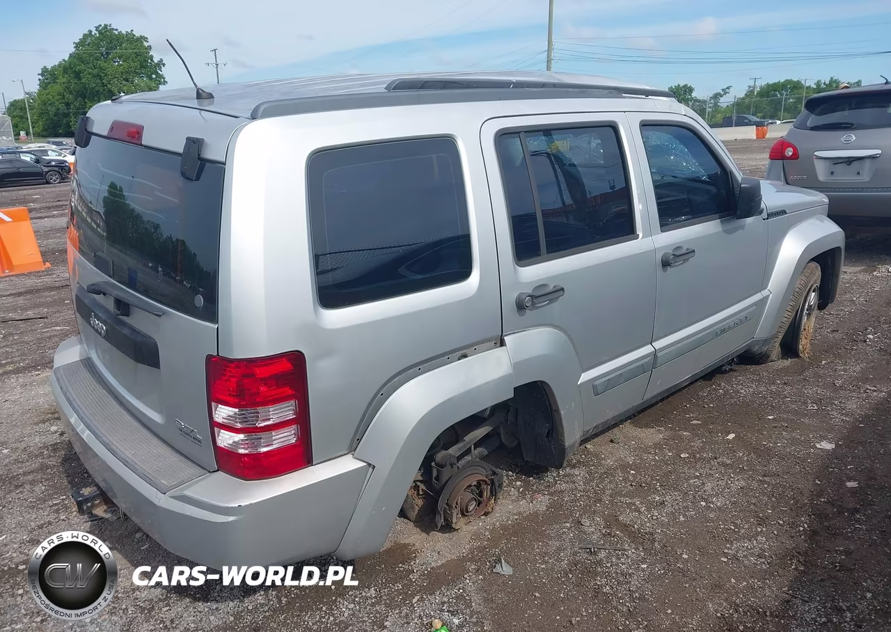 2008 Jeep Liberty Sport VIN:1J8GP28K18W134531 - 4