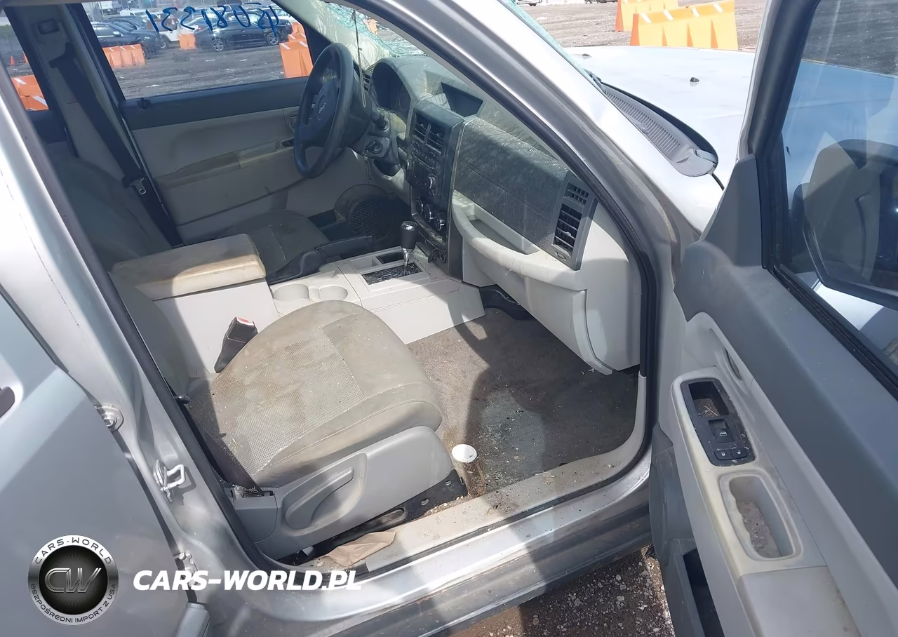 2008 Jeep Liberty Sport VIN:1J8GP28K18W134531 - 5