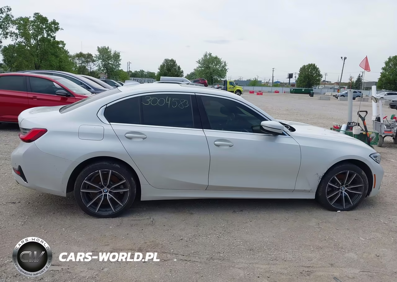 2020 BMW 330I xDrive VIN:3MW5R7J02L8B29237 - 13