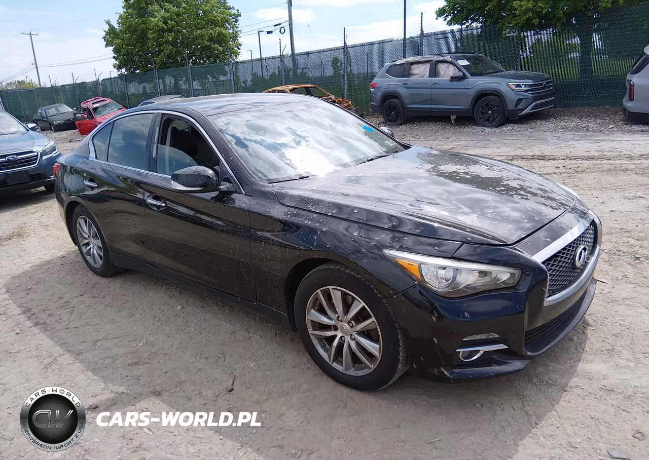 2015 Infiniti Q50 Base