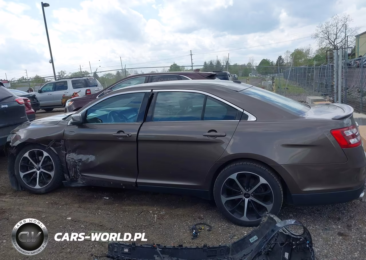 2015 Ford Taurus Sel VIN:1FAHP2E83FG161456 - 14