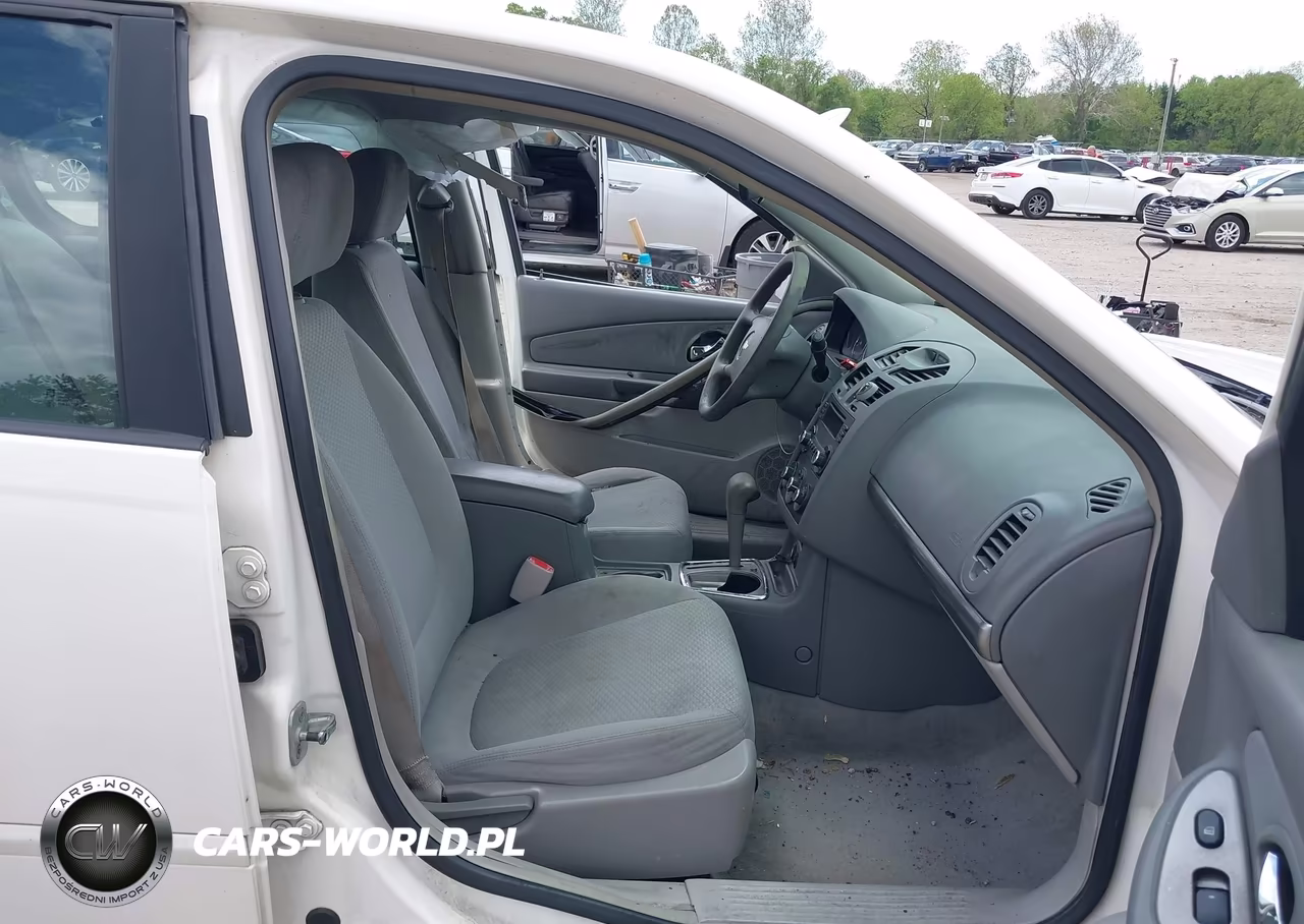2008 Chevrolet Malibu Classic Ls VIN:1G1ZS58F38F141007 - 5