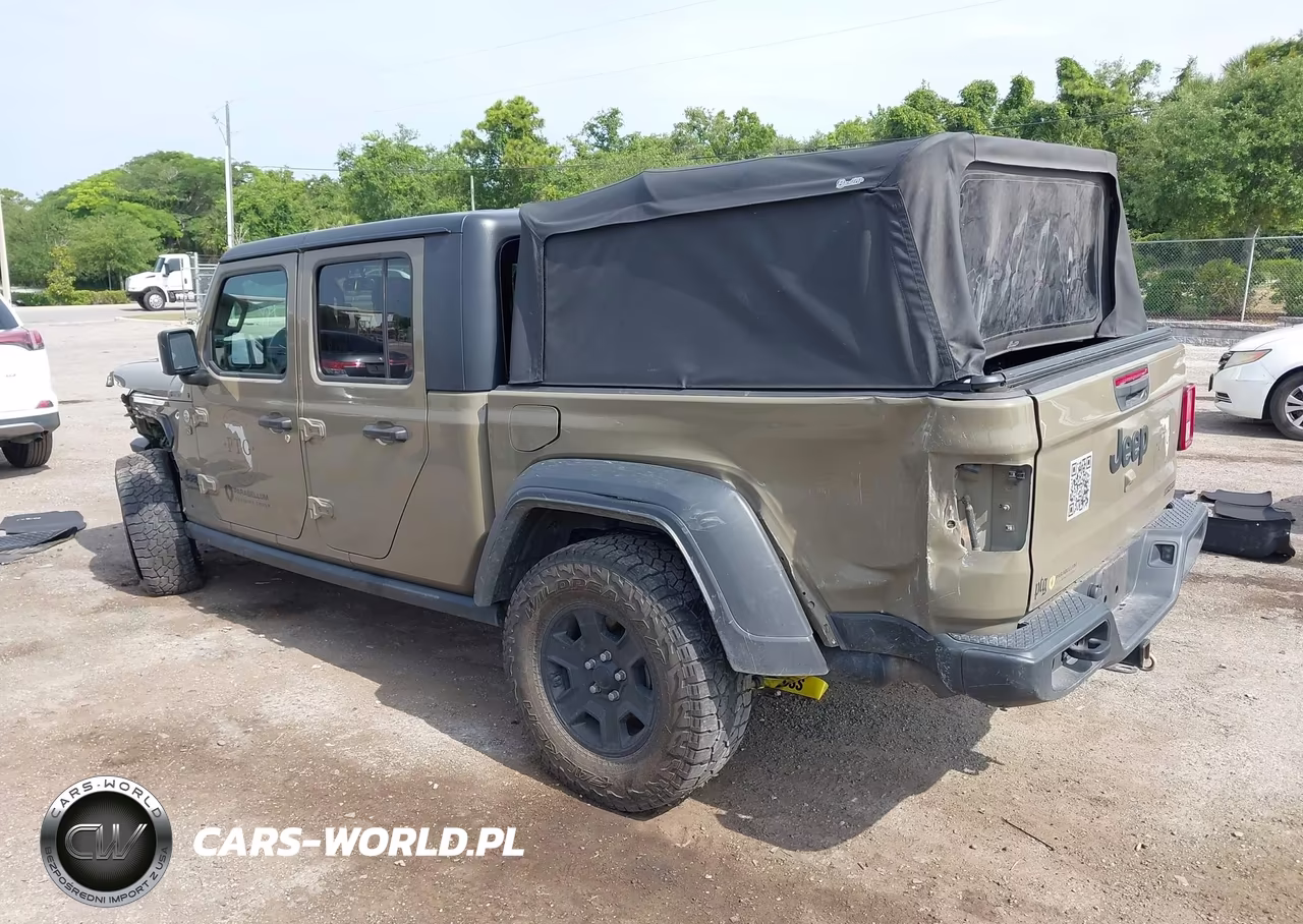 2020 Jeep Gladiator Sport S 4X4 VIN:1C6JJTAGXLL167796 - 3