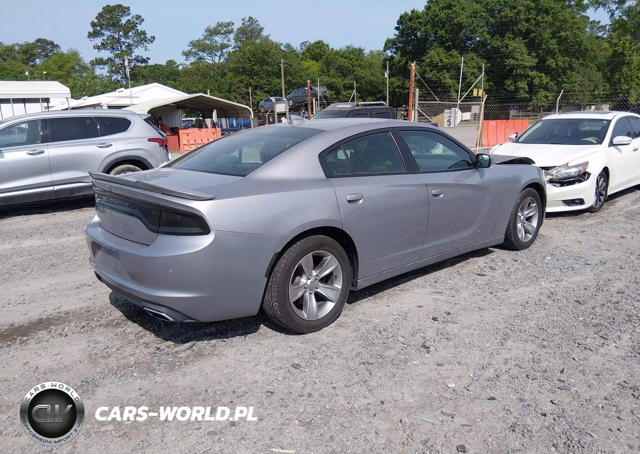2018 Dodge Charger Sxt Plus Rwd VIN:2C3CDXHG3JH124471 - 4