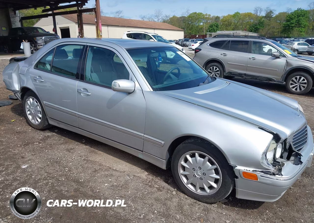 2000 Mercedes-Benz E 320 4M