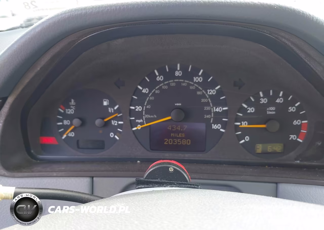 2000 Mercedes-Benz E 320 4M VIN:WDBJF82JXYX030387 - 7