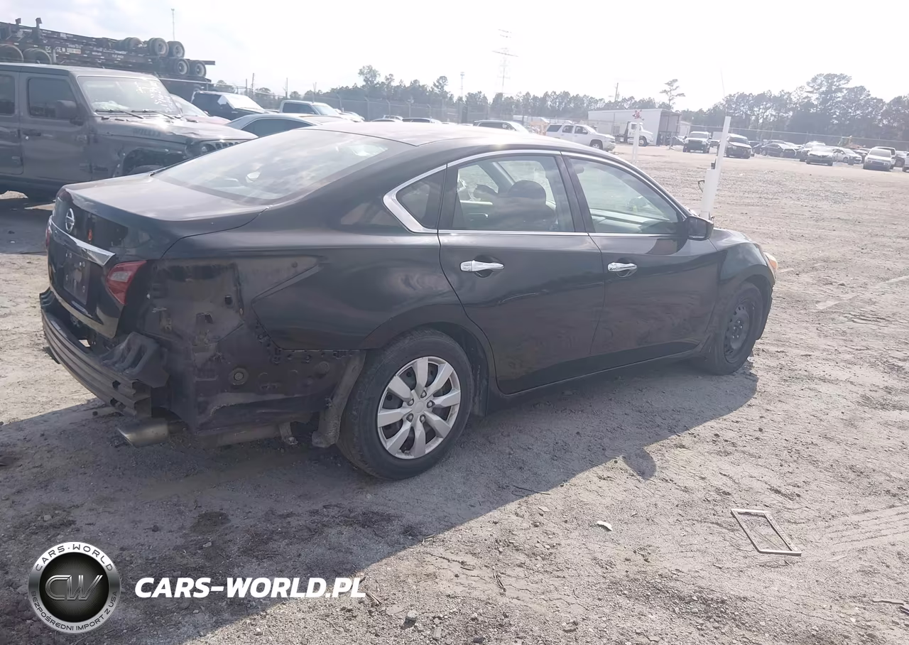 2018 Nissan Altima 2.5 S VIN:1N4AL3AP4JC229151 - 4