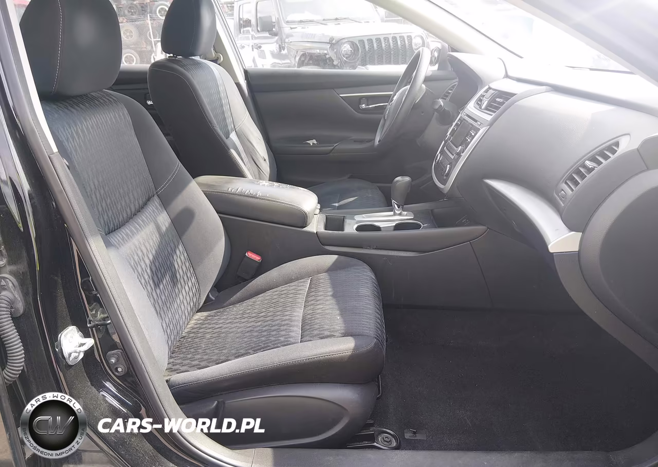 2018 Nissan Altima 2.5 S VIN:1N4AL3AP4JC229151 - 5
