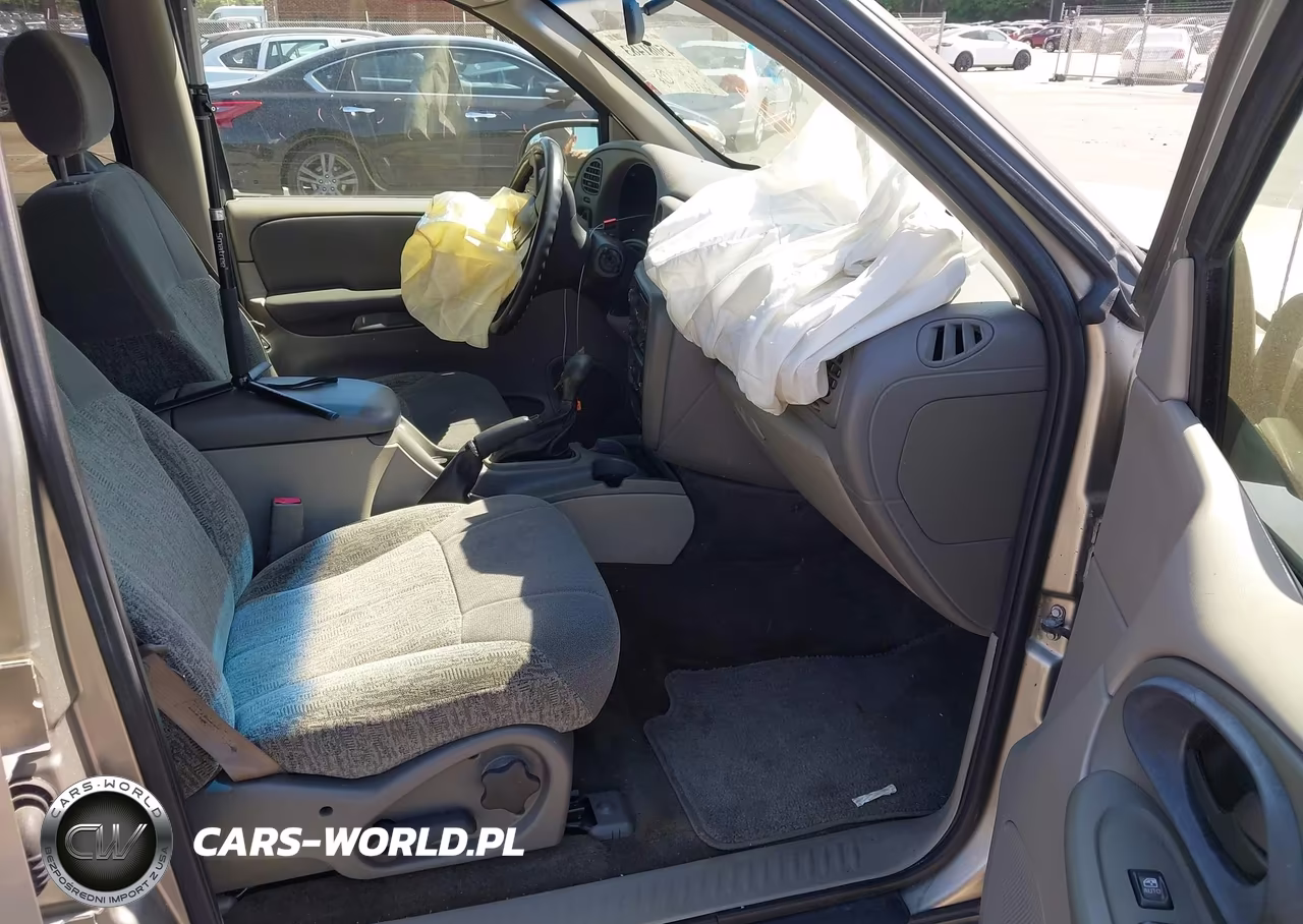 2003 Chevrolet Trailblazer Ls VIN:1GNDS13S032130469 - 5