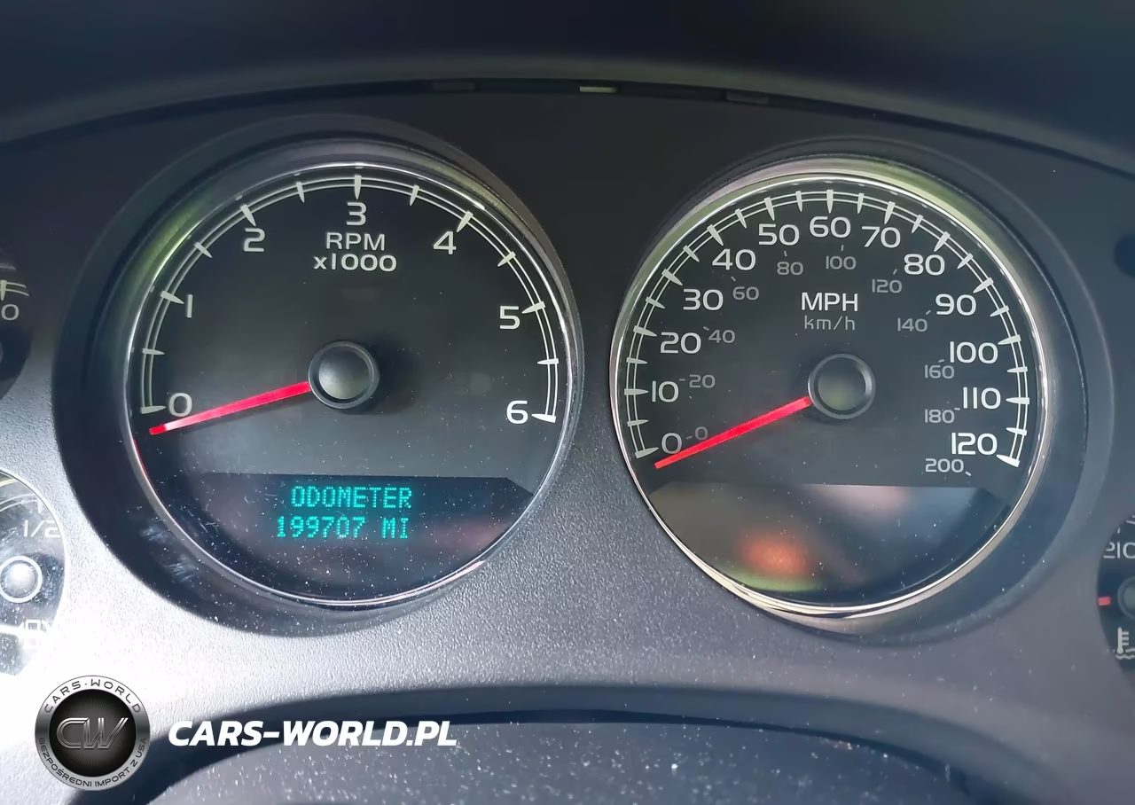 2012 Chevrolet Suburban 1500 Lt VIN:1GNSKJE70CR267239 - 7