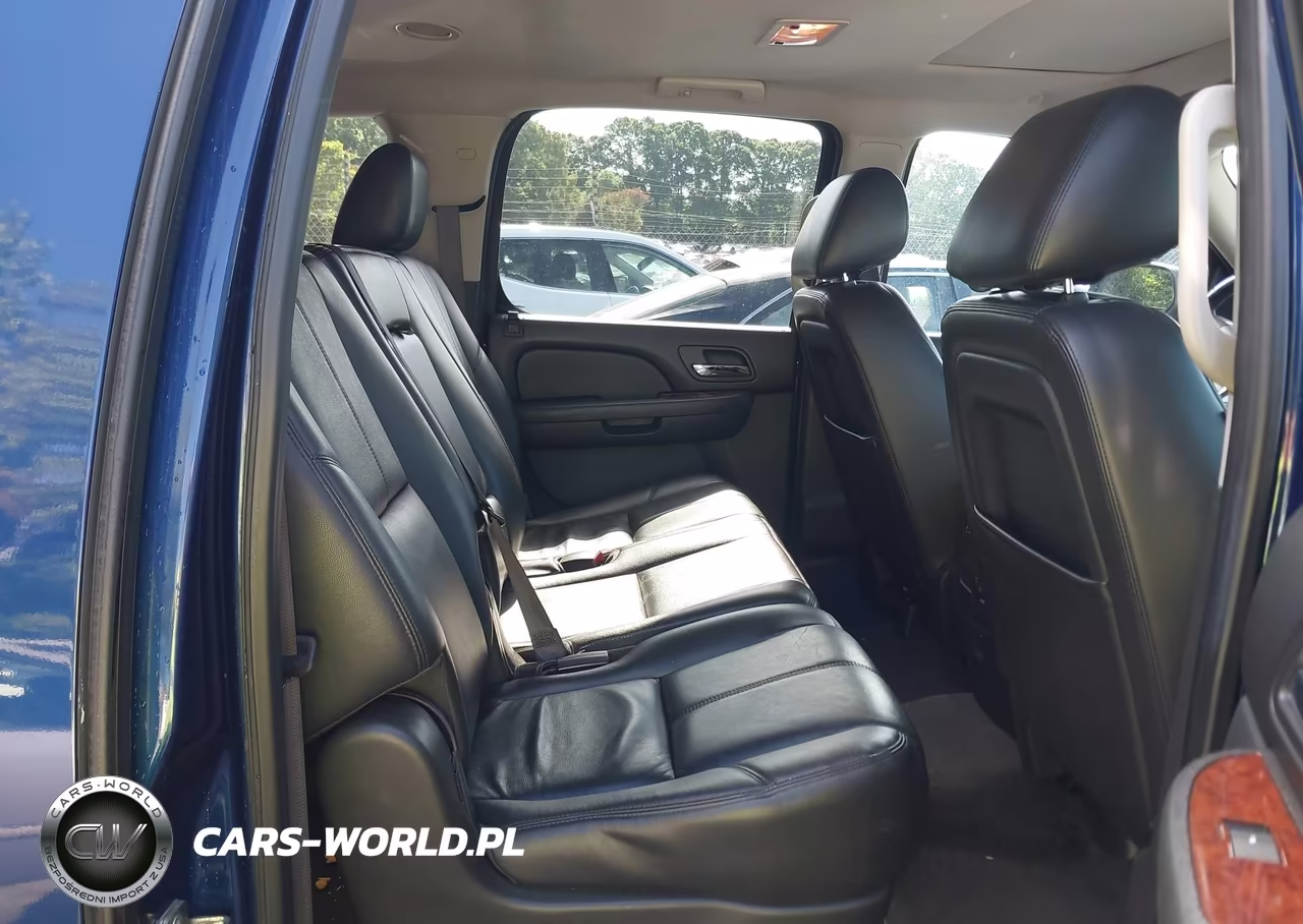 2012 Chevrolet Suburban 1500 Lt VIN:1GNSKJE70CR267239 - 8