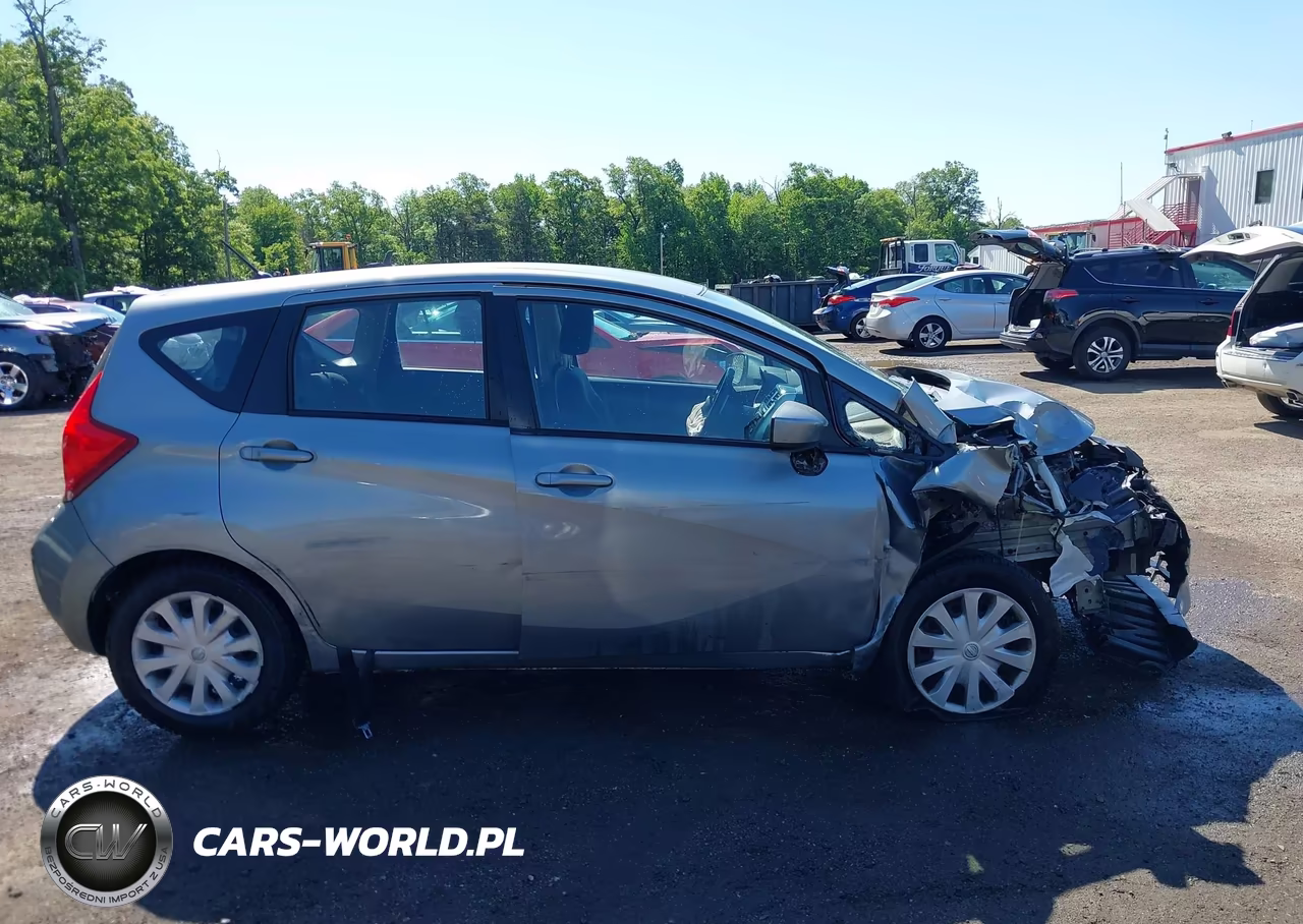 2015 Nissan Versa Note S (Sr)-S Plus-Sl-Sr-Sv VIN:3N1CE2CP3FL397835 - 13