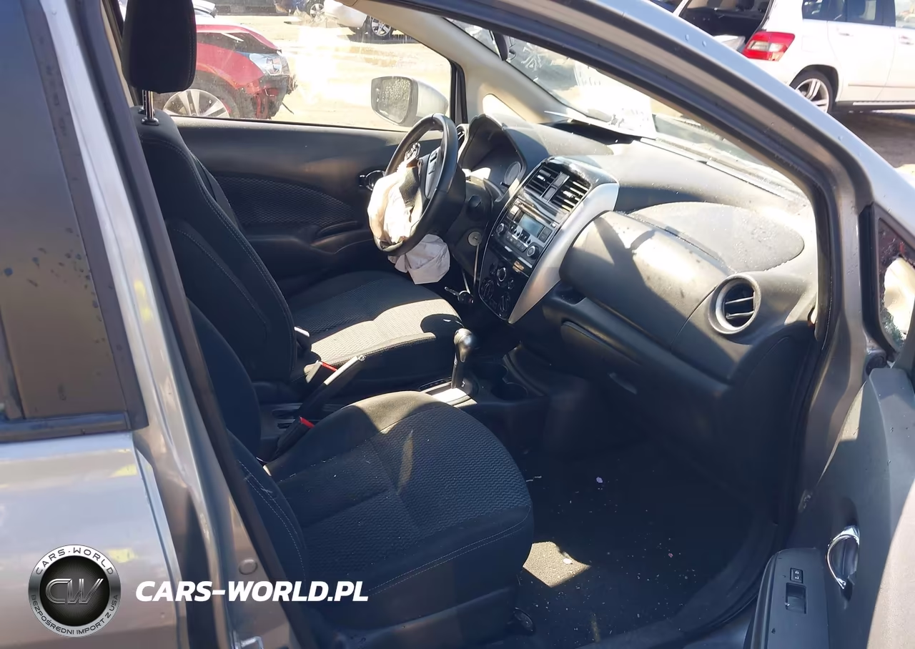 2015 Nissan Versa Note S (Sr)-S Plus-Sl-Sr-Sv VIN:3N1CE2CP3FL397835 - 5