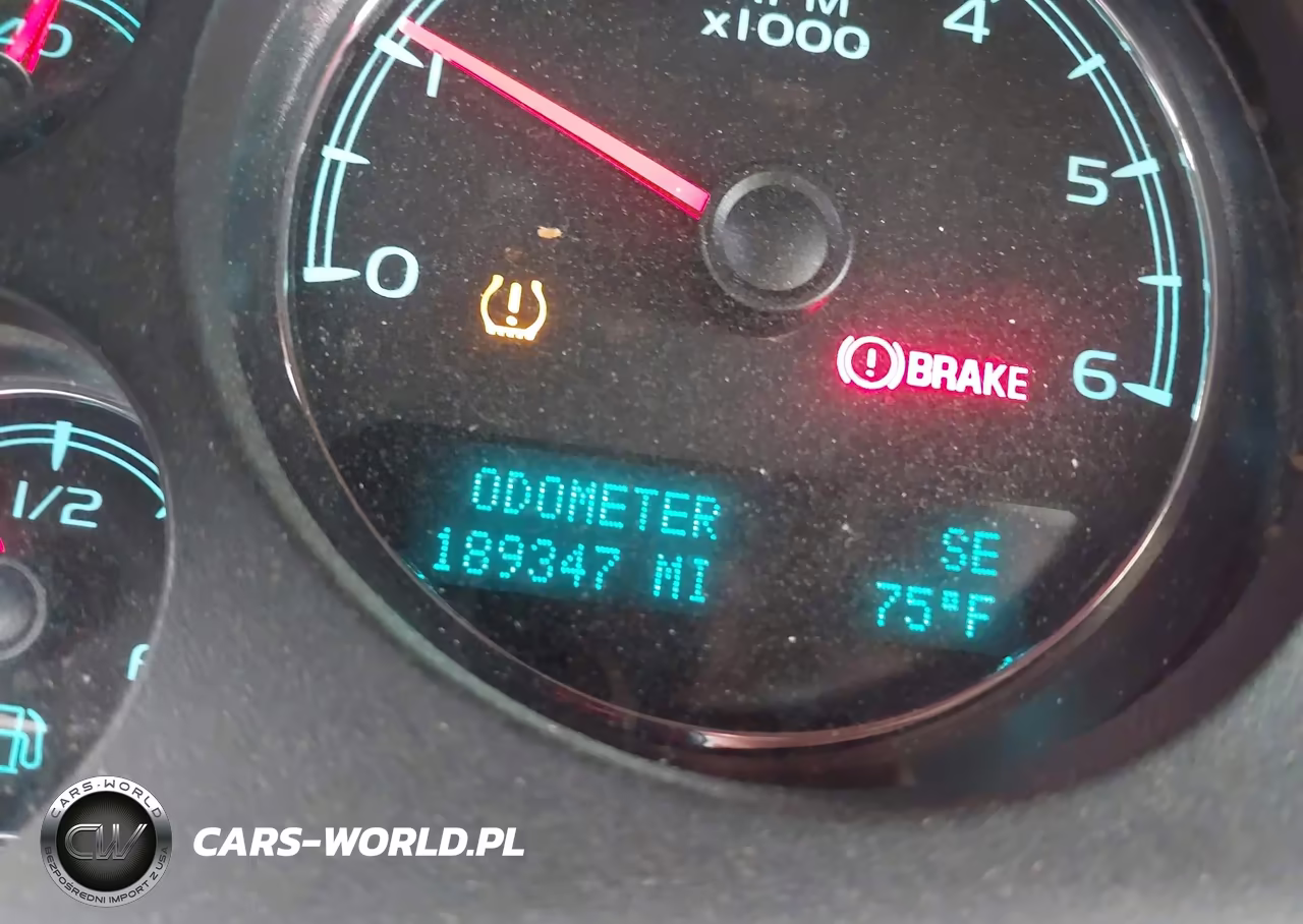 2013 Chevrolet Tahoe Lt VIN:1GNSCBE04DR136998 - 15