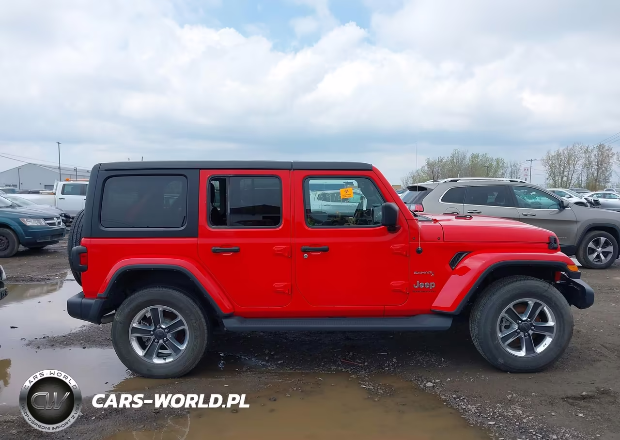 2023 Jeep Wrangler 4-Door Sahara Altitude 4X4 VIN:1C4HJXEGXPW570481 - 12