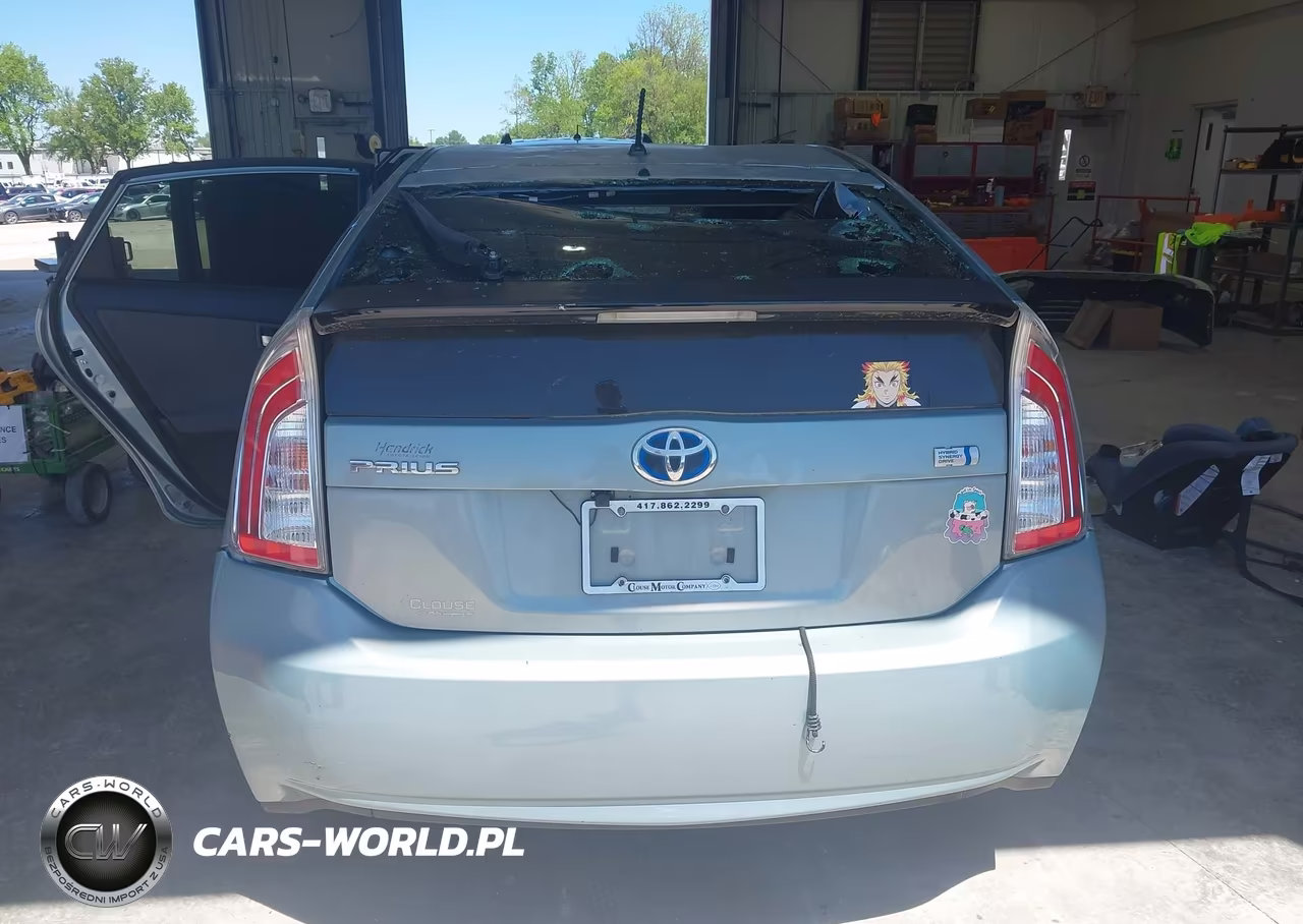 2012 Toyota Prius Two VIN:JTDKN3DU3C5506177 - 17