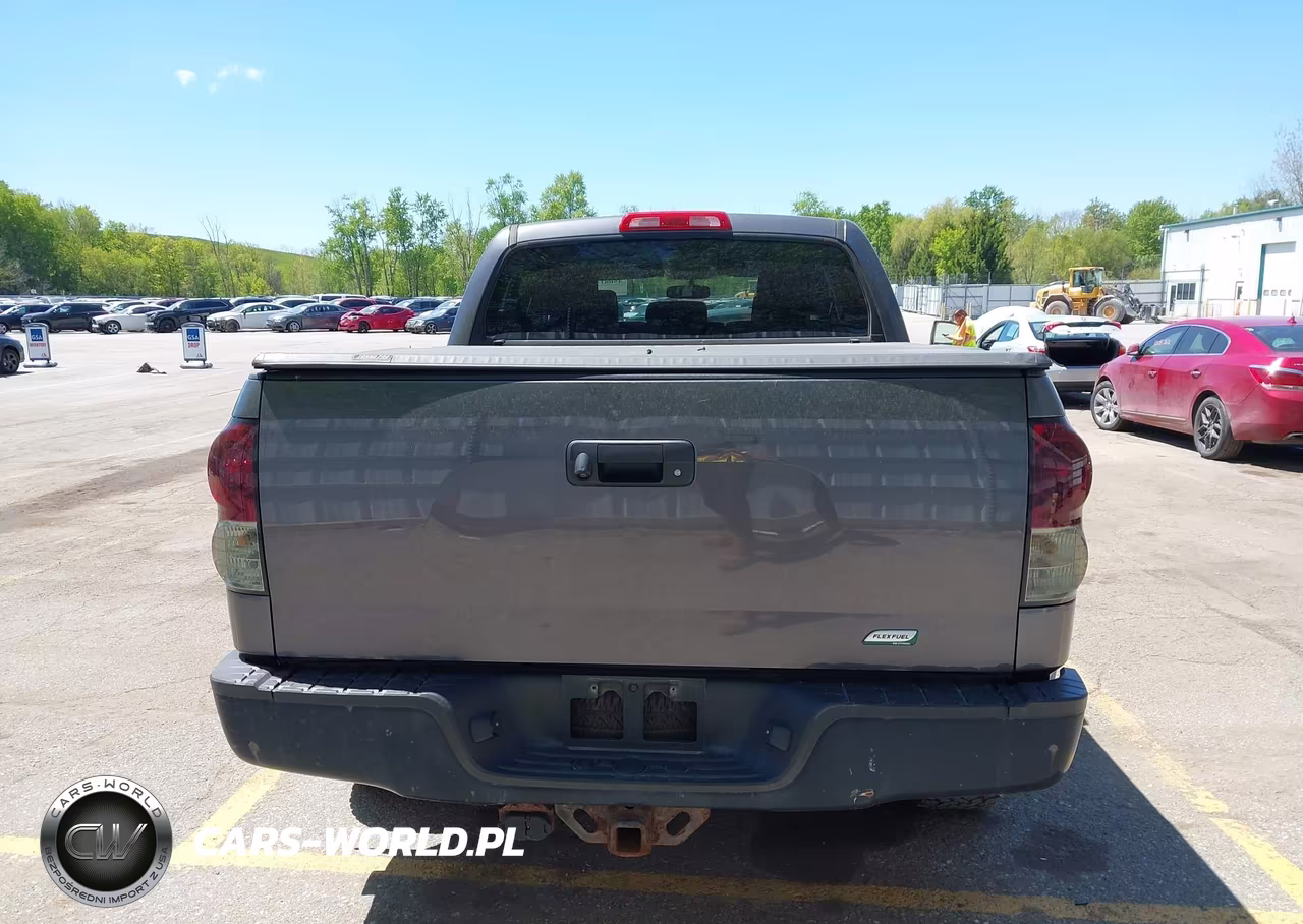 2011 Toyota Tundra Grade 5.7L V8 VIN:5TFDW5F11BX196702 - 16