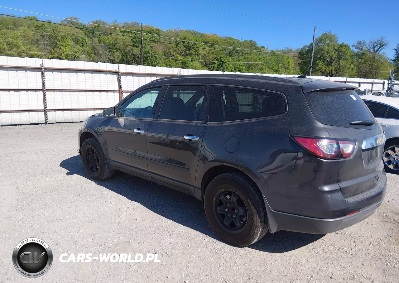 2015 Chevrolet Traverse Ls VIN:1GNKRFKD3FJ121004 - 3