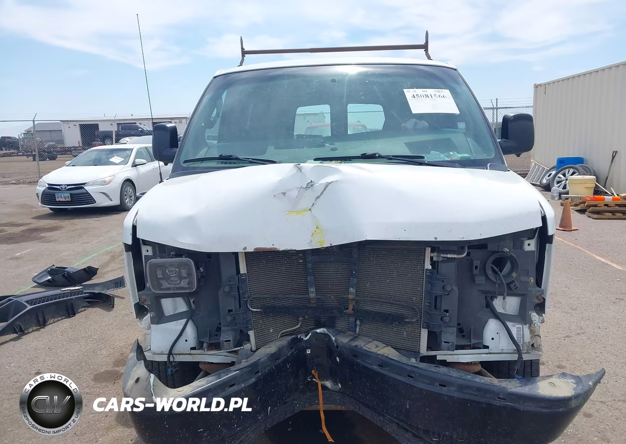 2017 Chevrolet Express 2500 Work Van VIN:1GCWGAFF3H1110764 - 12