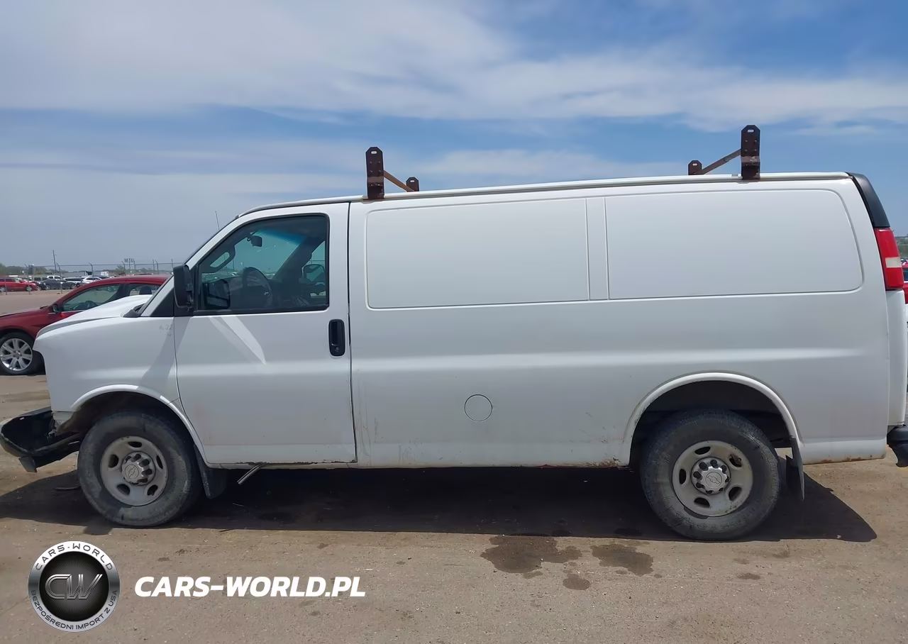 2017 Chevrolet Express 2500 Work Van VIN:1GCWGAFF3H1110764 - 14