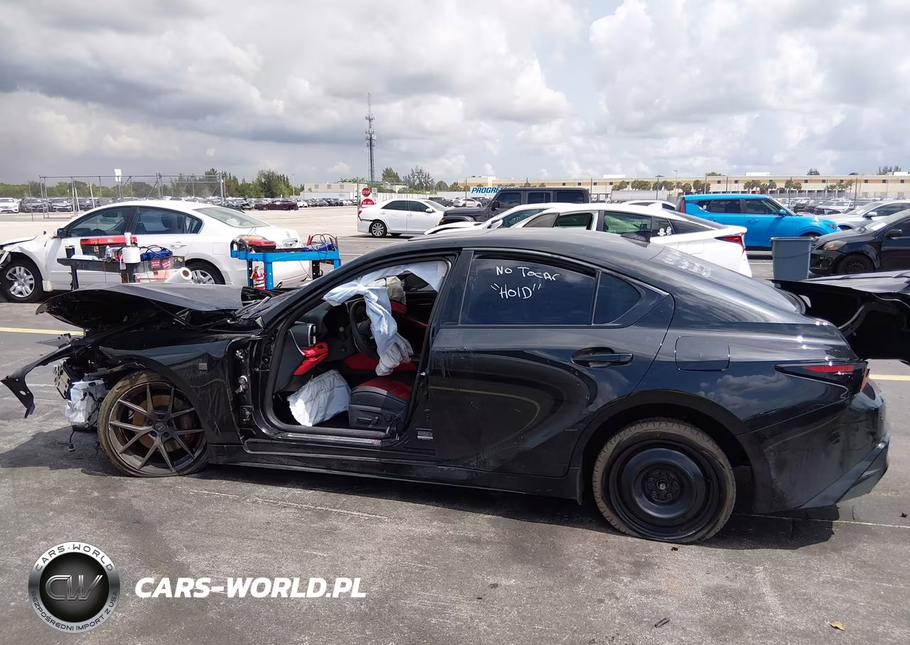 2026 Lexus Is 350 F Sport VIN:JTHGZ1B29T5096726 - 14