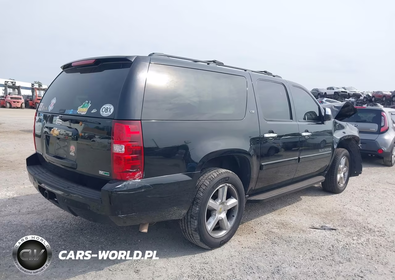 2007 Chevrolet Suburban 1500 Ltz VIN:1GNFK16337R402815 - 4