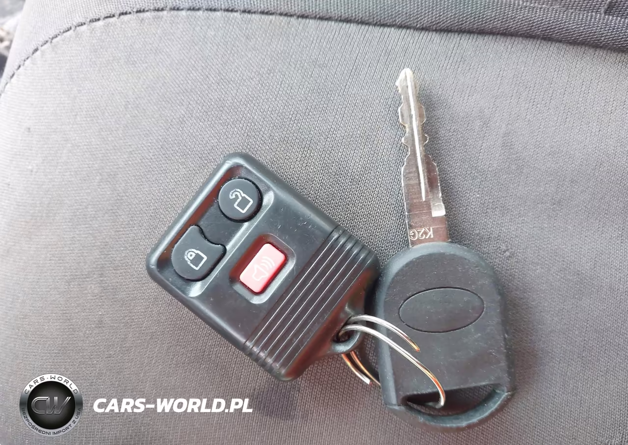 2005 Ford Escape Limited VIN:1FMCU04165KD52284 - 11