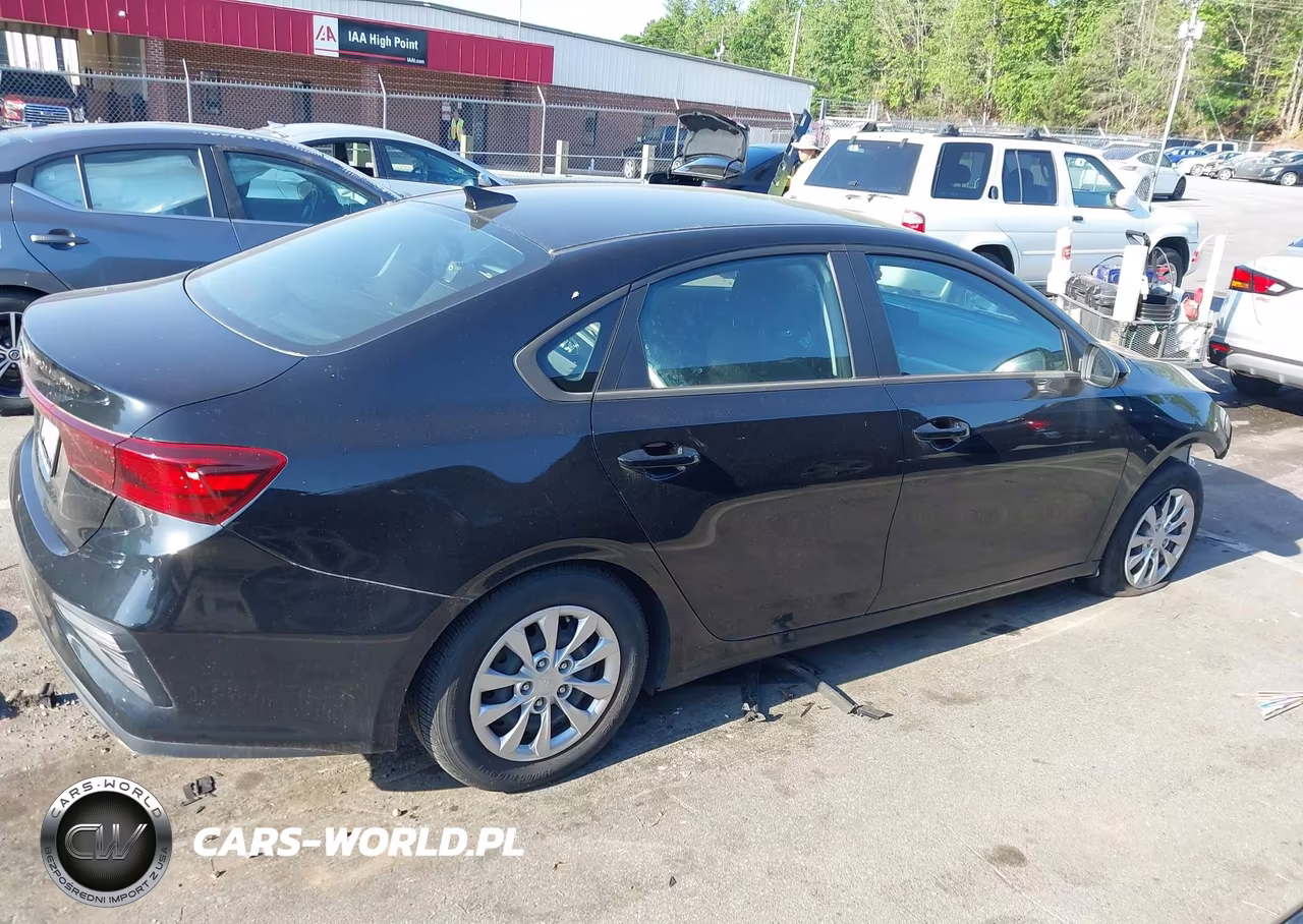 2021 Kia Forte Fe VIN:3KPF24AD4ME404641 - 14