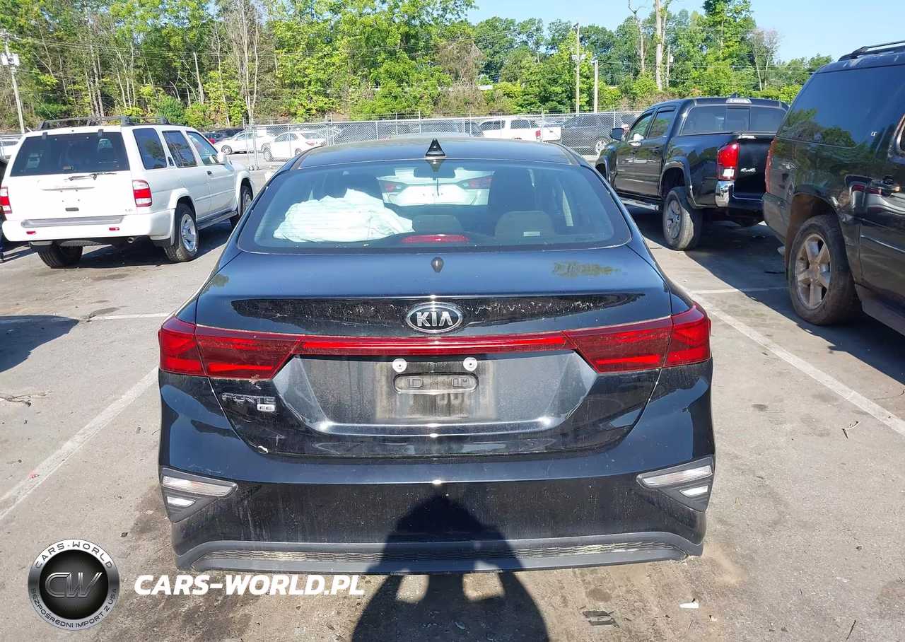 2021 Kia Forte Fe VIN:3KPF24AD4ME404641 - 17