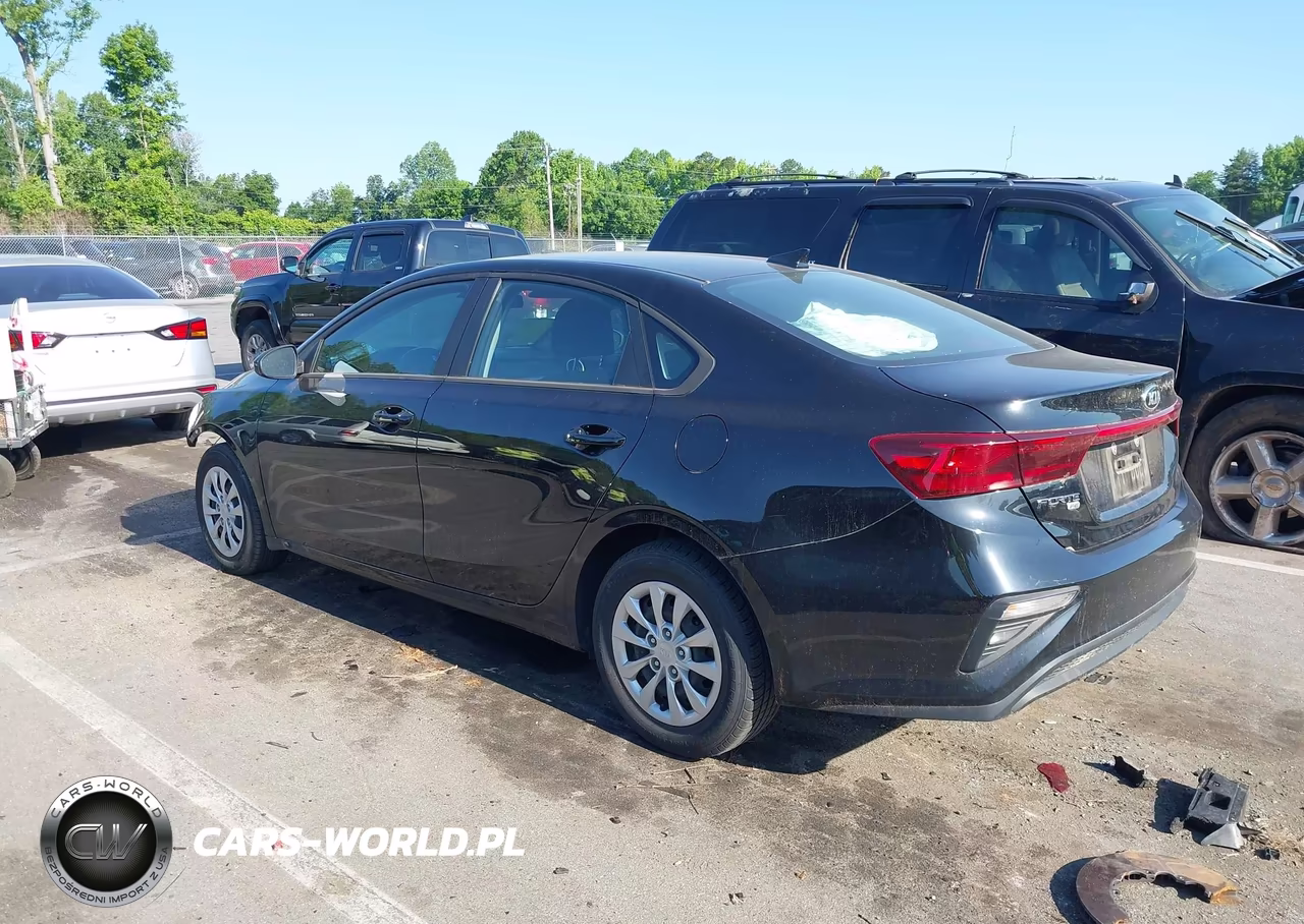 2021 Kia Forte Fe VIN:3KPF24AD4ME404641 - 3