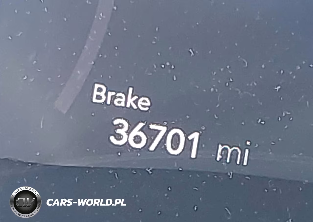 2021 Chrysler Pacifica Hybrid Pinnacle VIN:2C4RC1N7XMR529283 - 15