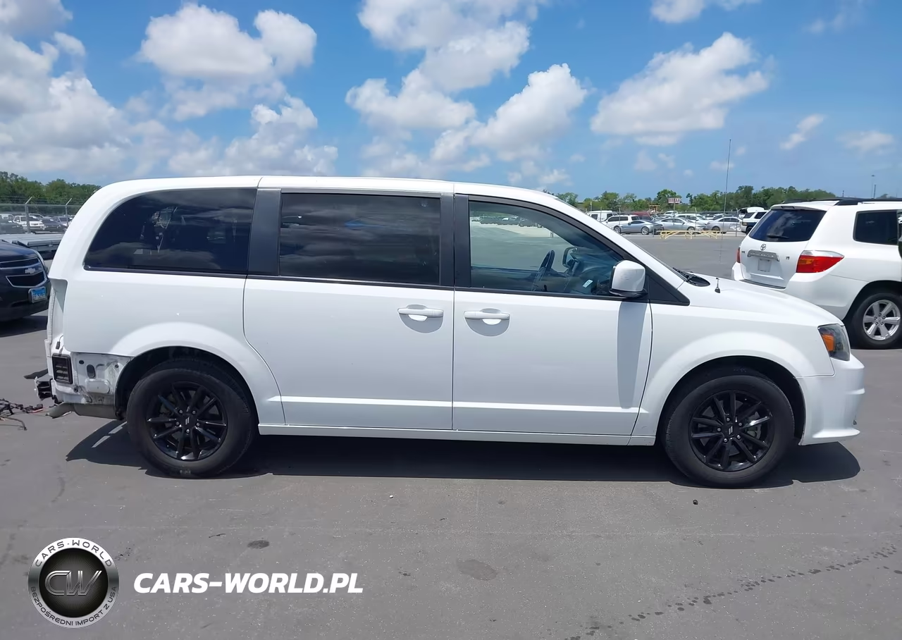 2019 Dodge Grand Caravan Gt VIN:2C4RDGEG9KR690284 - 14