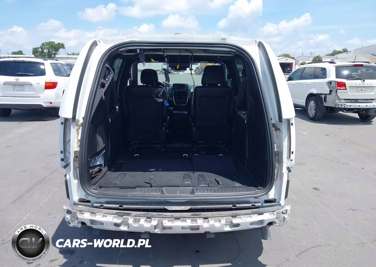 2019 Dodge Grand Caravan Gt VIN:2C4RDGEG9KR690284 - 17