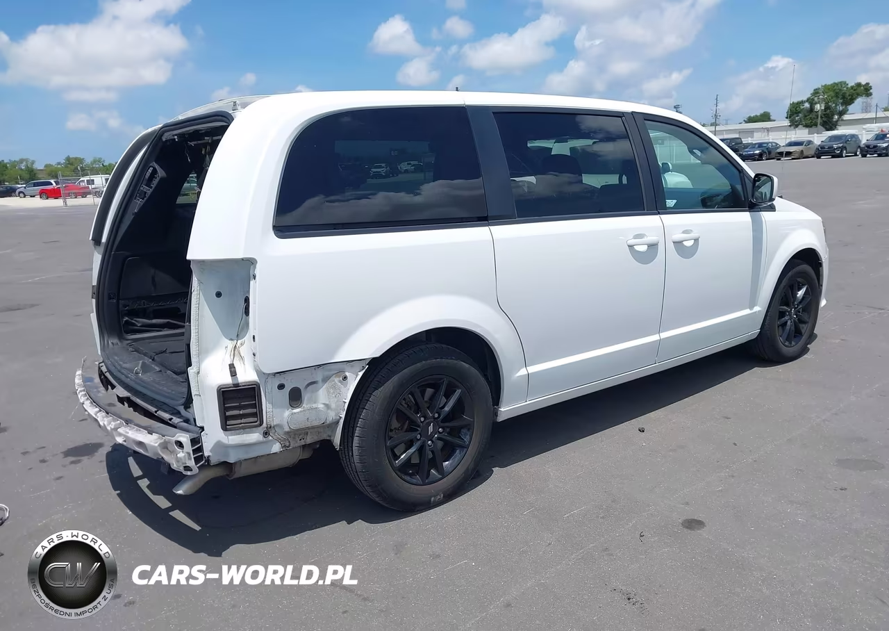 2019 Dodge Grand Caravan Gt VIN:2C4RDGEG9KR690284 - 4