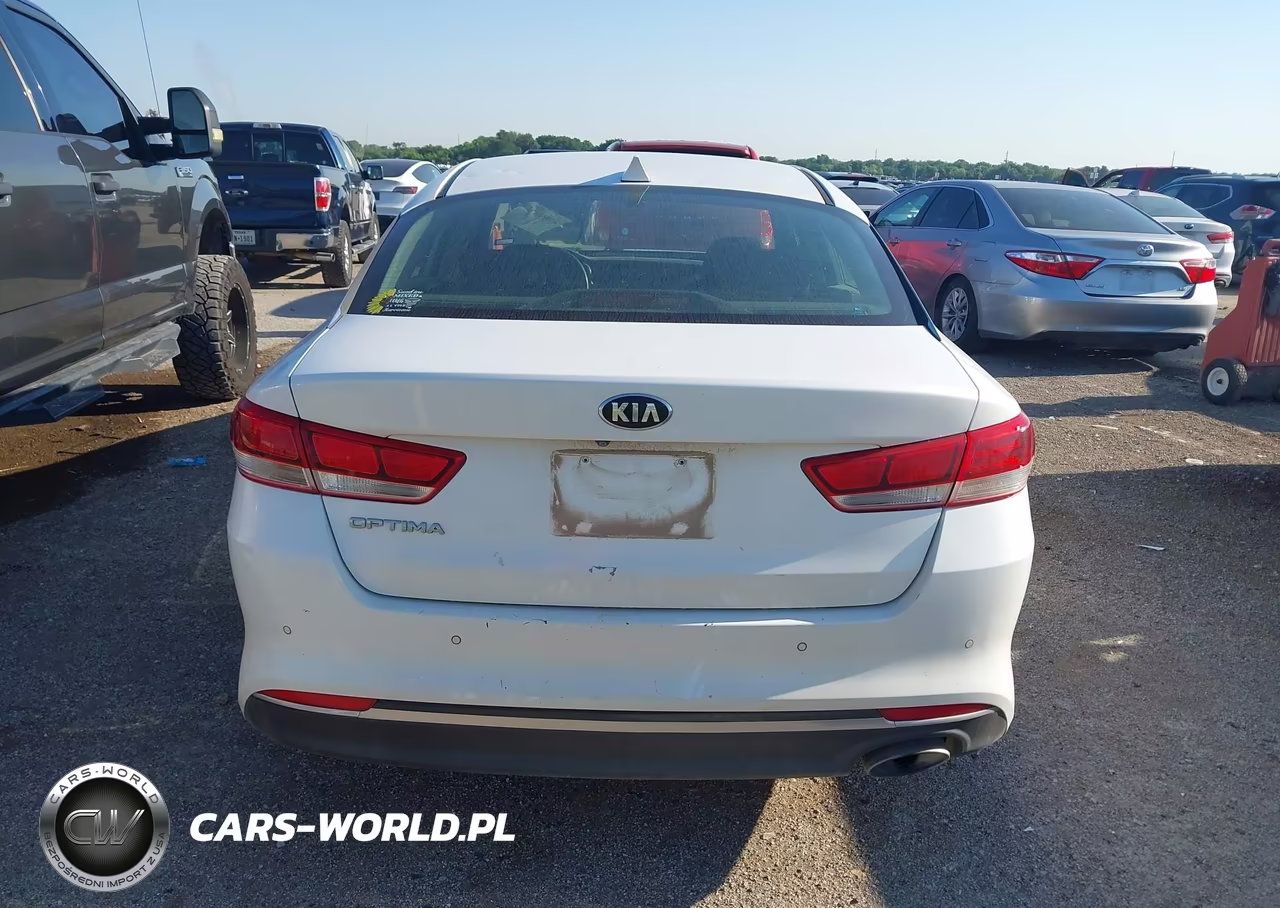 2018 Kia Optima Lx VIN:5XXGT4L39JG264966 - 16