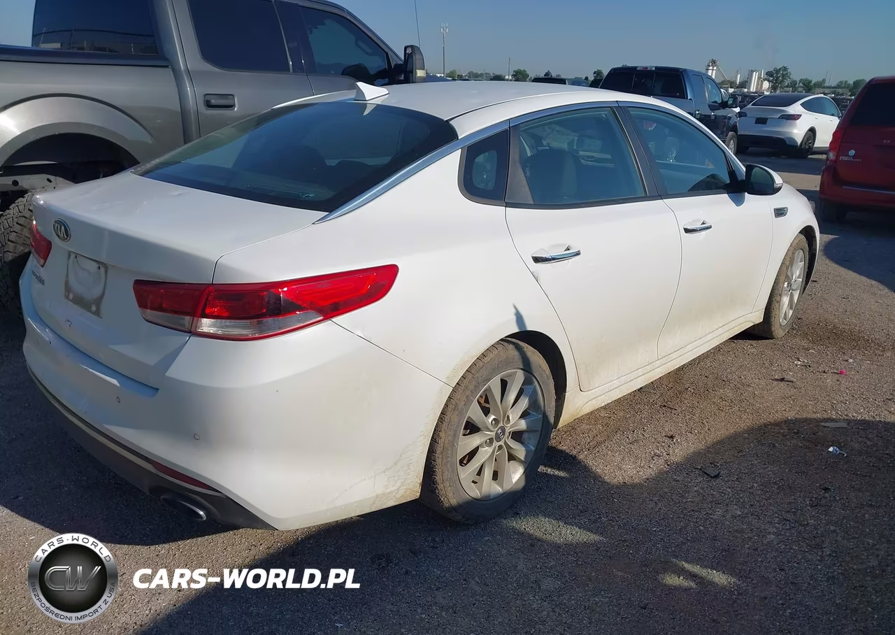 2018 Kia Optima Lx VIN:5XXGT4L39JG264966 - 4