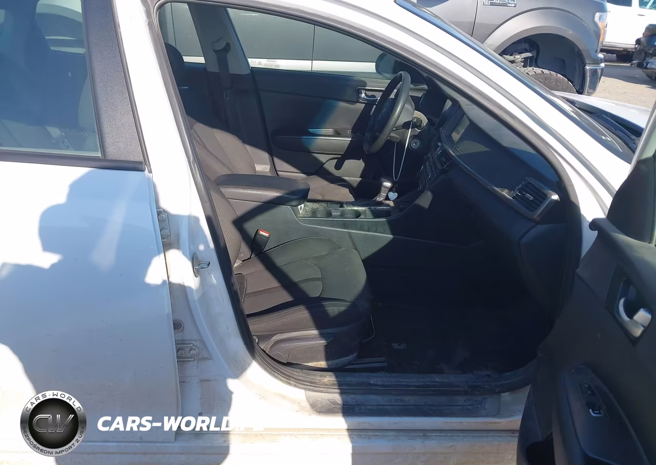 2018 Kia Optima Lx VIN:5XXGT4L39JG264966 - 5