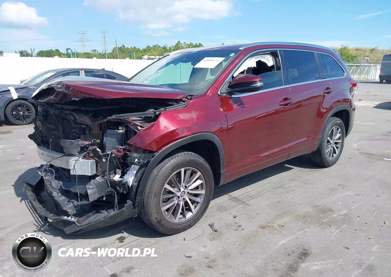 2017 Toyota Highlander Xle VIN:5TDKZRFH1HS232325 - 2