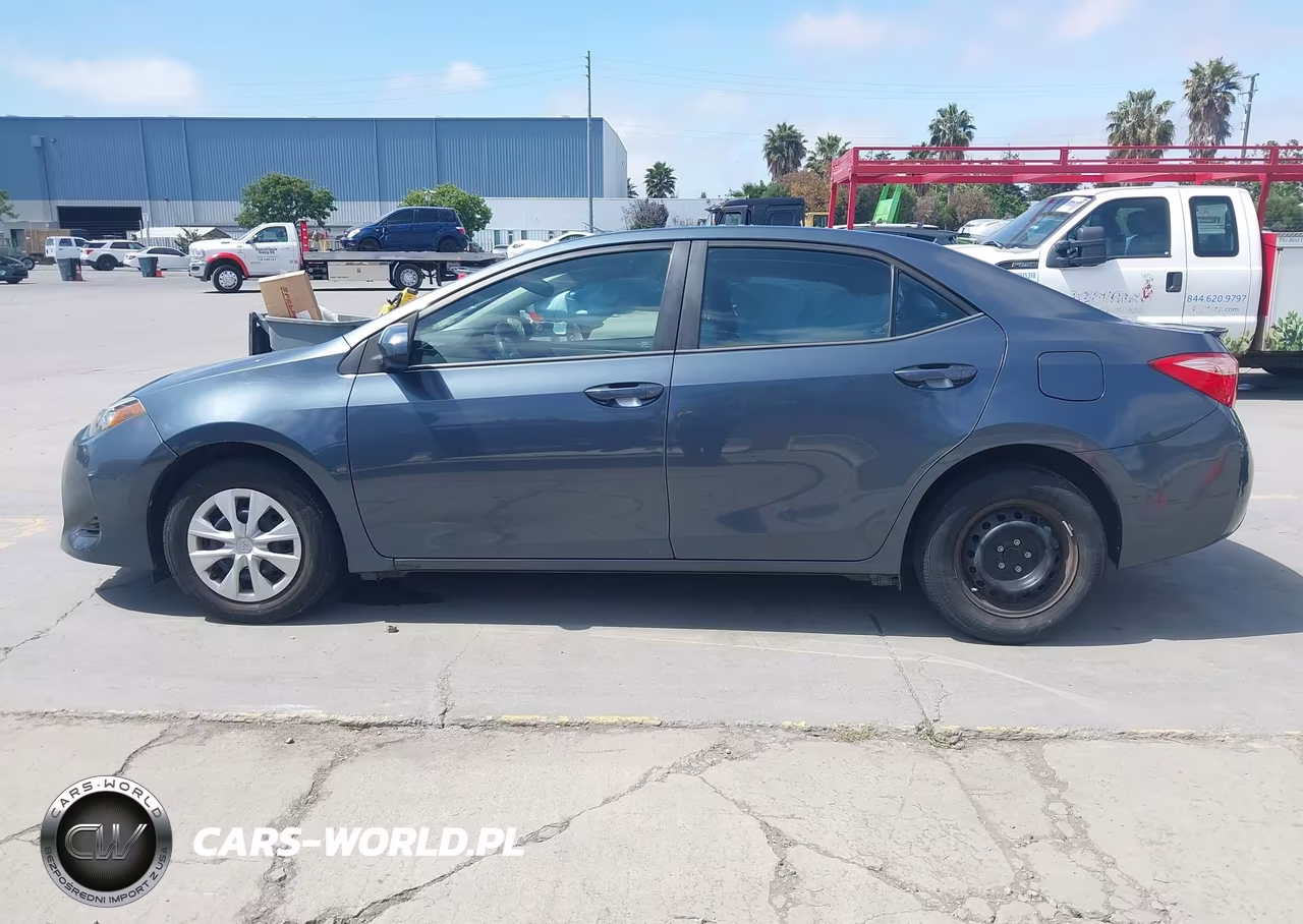 2017 Toyota Corolla Le Eco VIN:2T1BPRHE4HC797752 - 15