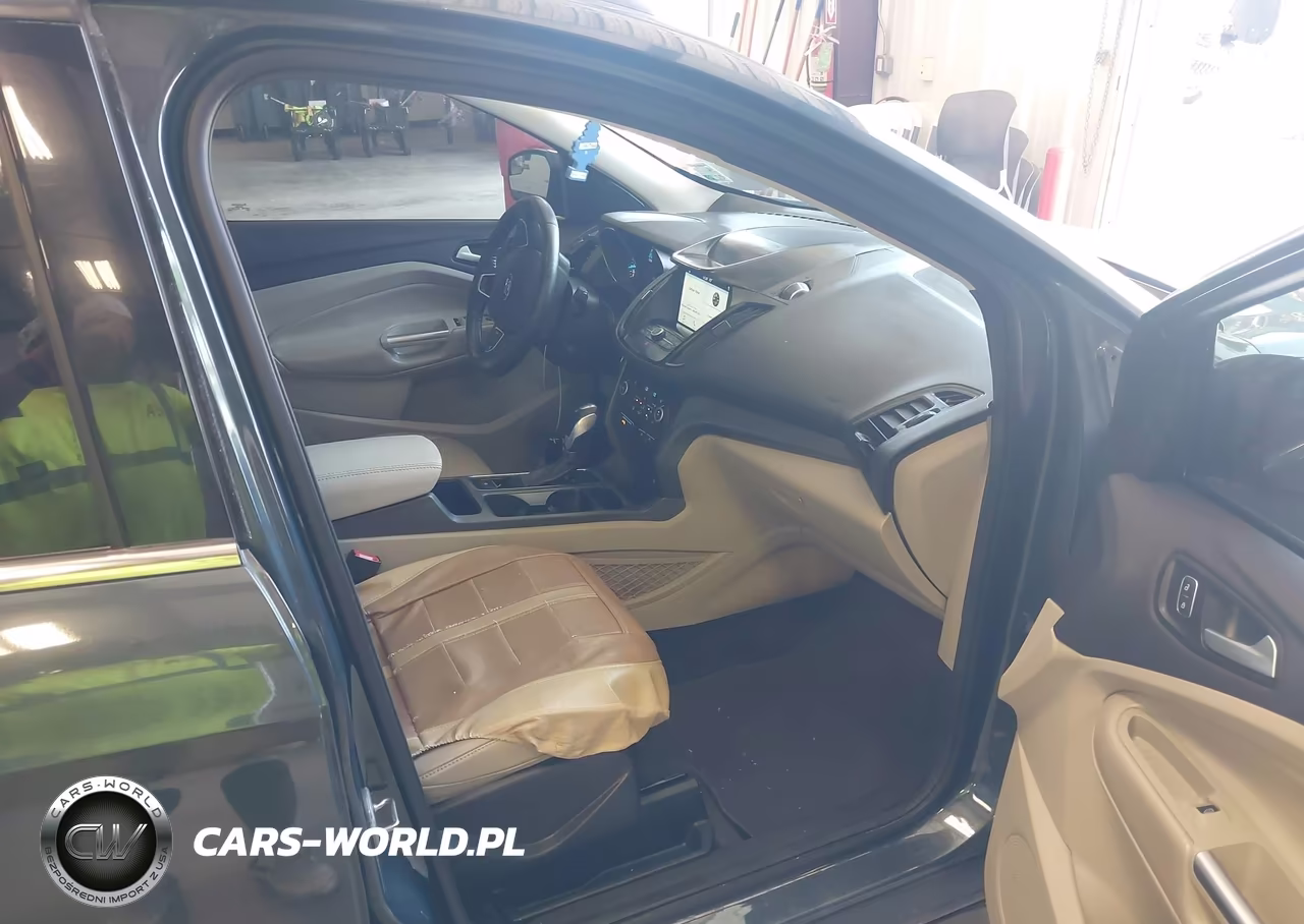 2019 Ford Escape Sel VIN:1FMCU9HD9KUC00993 - 5