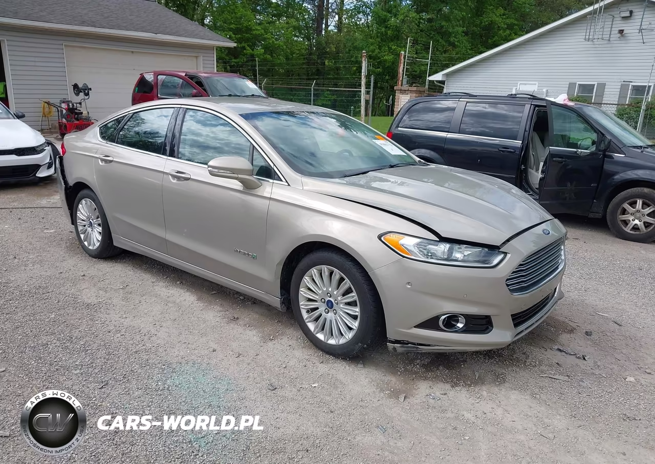 2015 Ford Fusion Hybrid Se