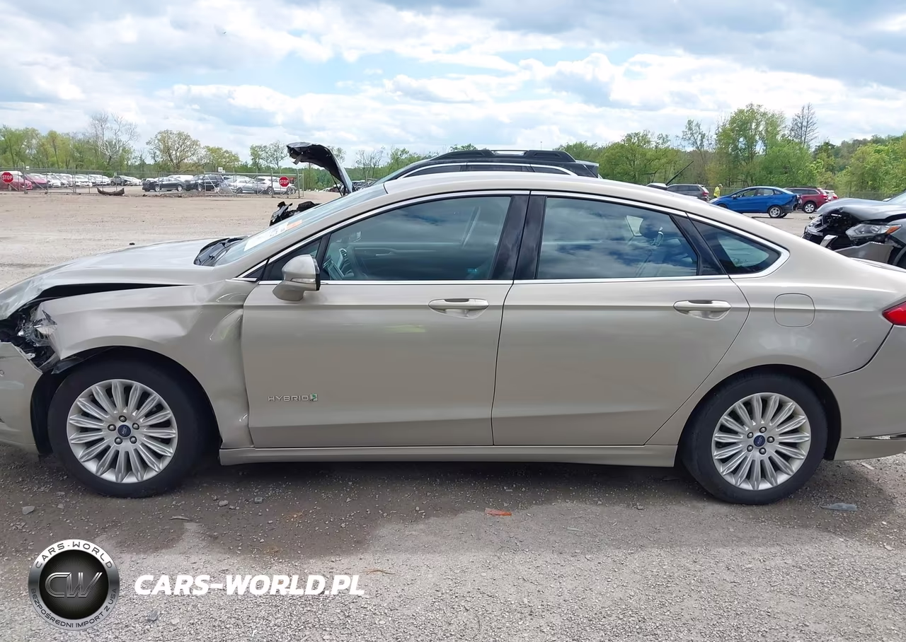 2015 Ford Fusion Hybrid Se VIN:3FA6P0LU8FR212213 - 14