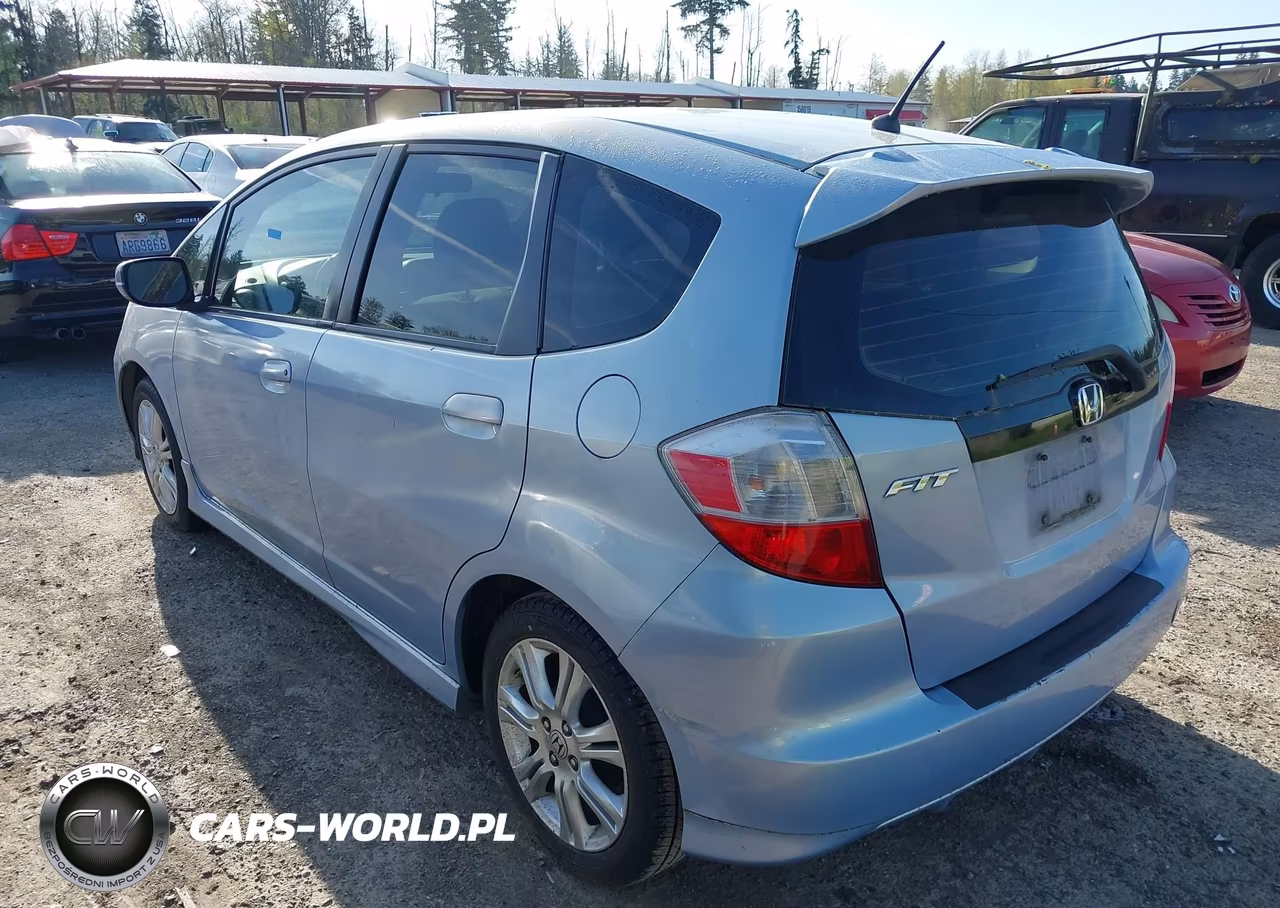2009 Honda Fit Sport VIN:JHMGE88469S034174 - 3