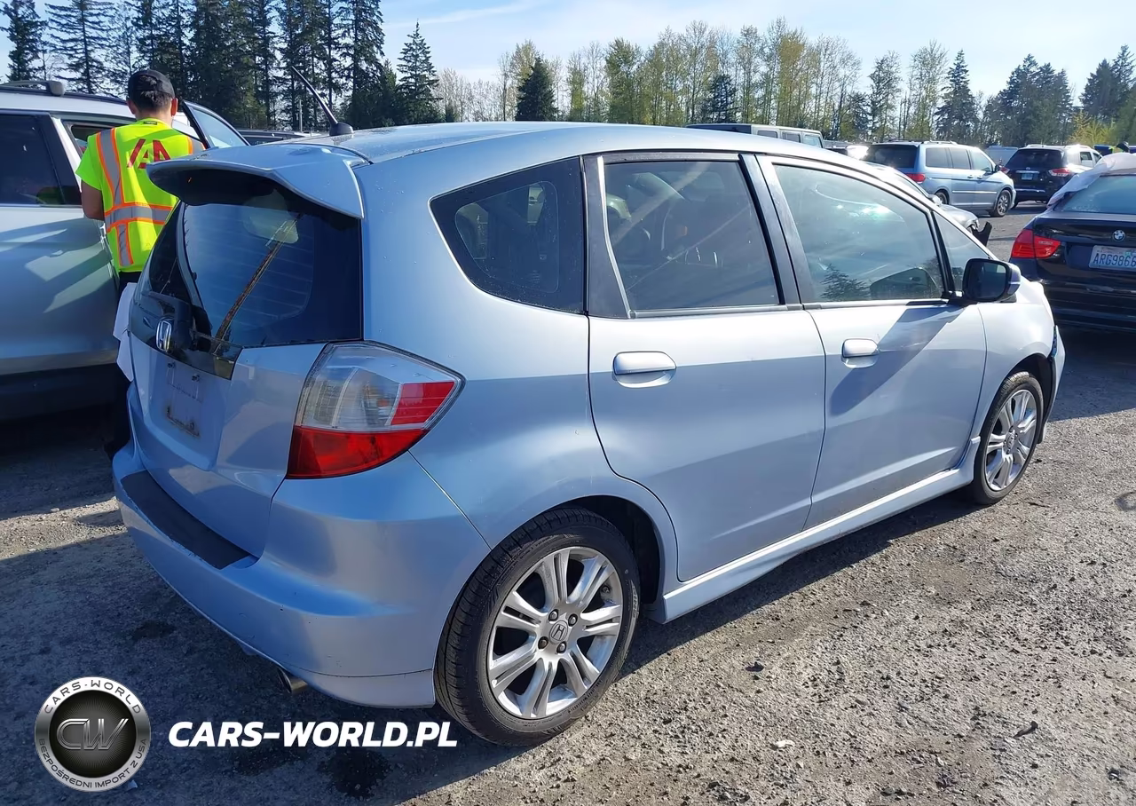 2009 Honda Fit Sport VIN:JHMGE88469S034174 - 4