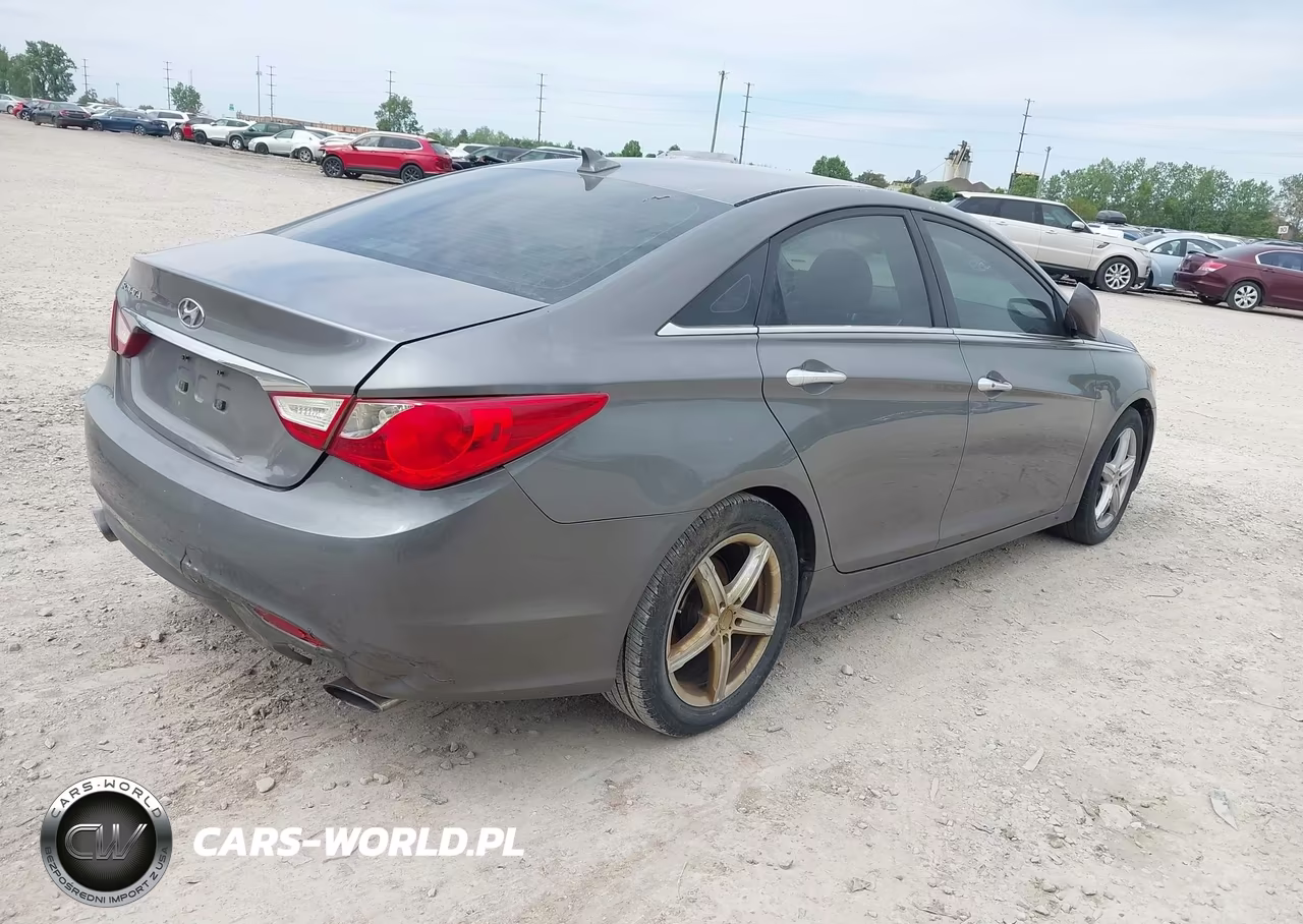 2011 Hyundai Sonata Se VIN:5NPEC4AC4BH067493 - 4
