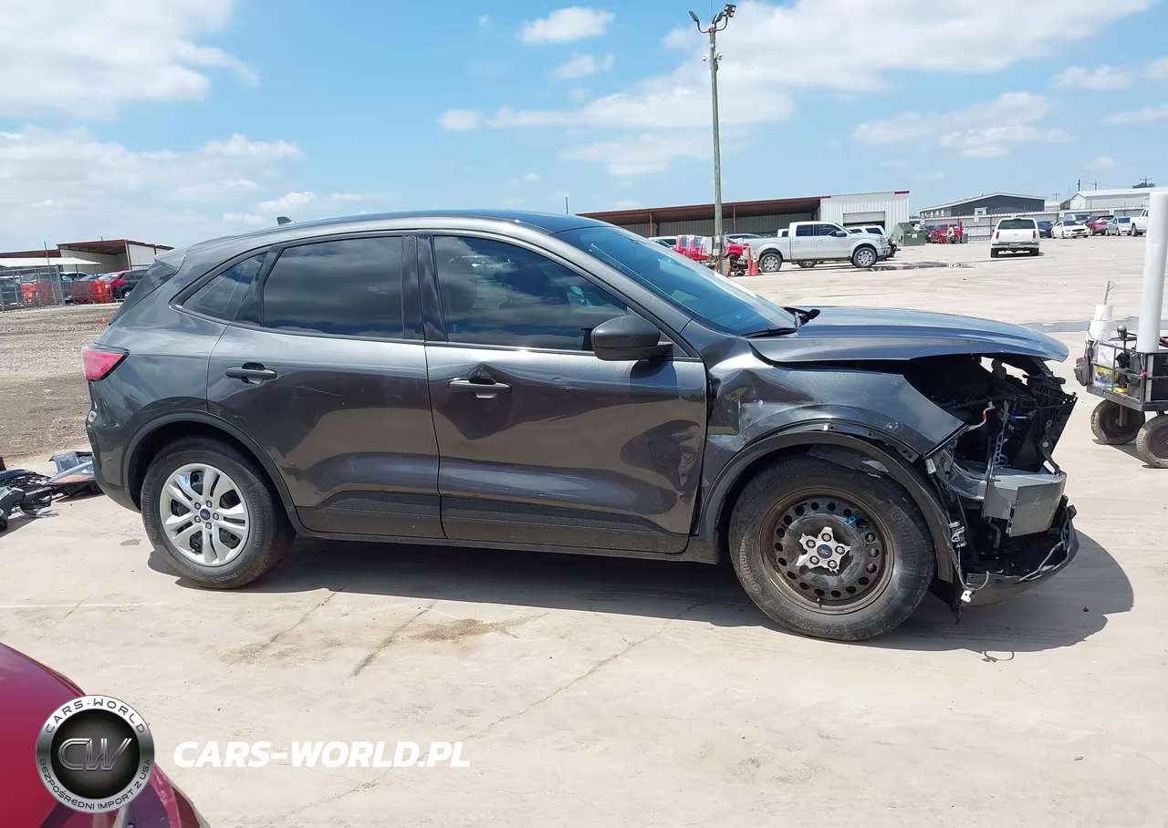 2020 Ford Escape S VIN:1FMCU0F62LUC24182 - 13
